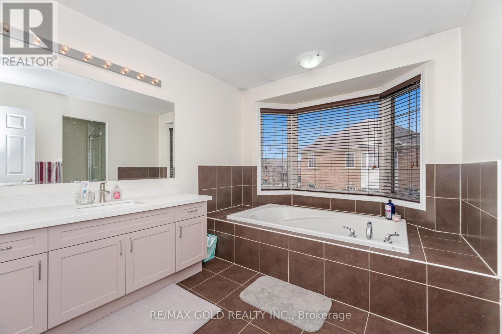 1 Restless Gate, Brampton, Ontario  L6P 3C4 - Photo 29 - W12487103