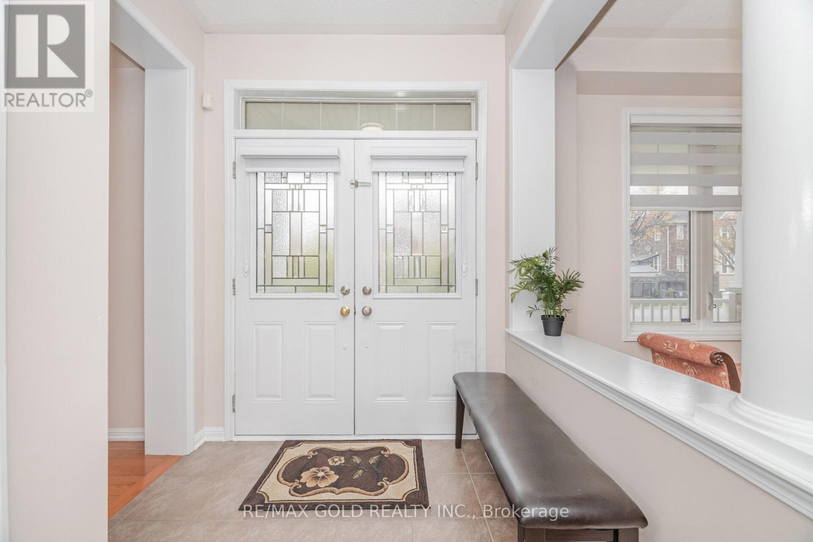 1 Restless Gate, Brampton, Ontario  L6P 3C4 - Photo 7 - W12487103