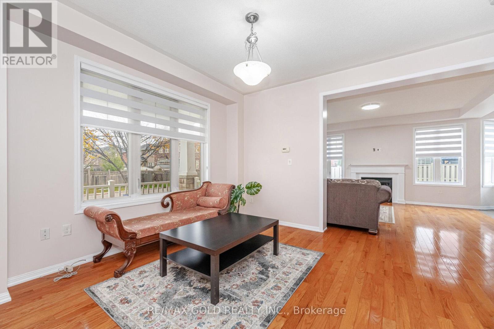 1 Restless Gate, Brampton, Ontario  L6P 3C4 - Photo 9 - W12487103