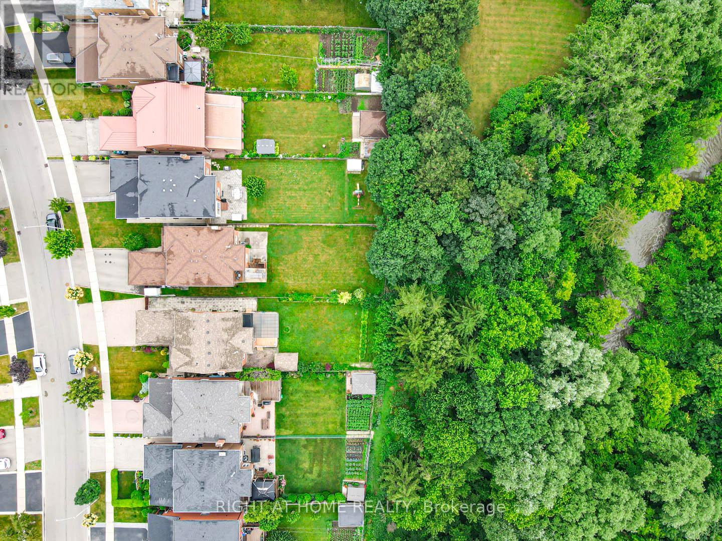 3070 Nawbrook Road, Mississauga, Ontario  L4X 2V5 - Photo 17 - W12487125