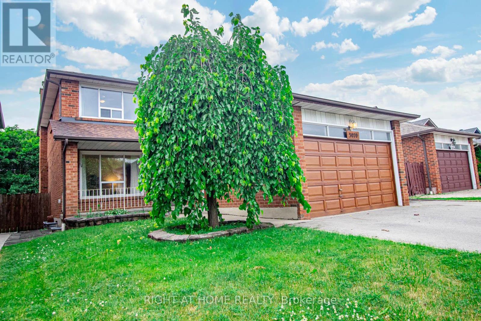 3070 Nawbrook Road, Mississauga, Ontario  L4X 2V5 - Photo 2 - W12487125