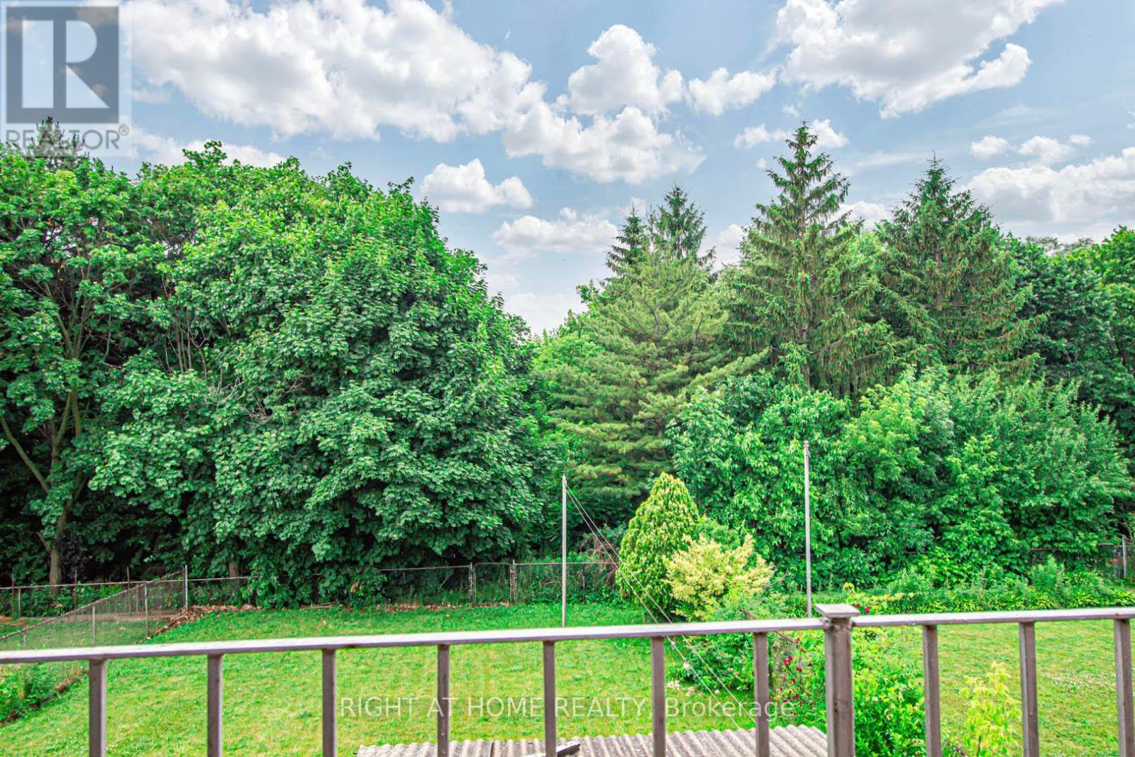 3070 Nawbrook Road, Mississauga, Ontario  L4X 2V5 - Photo 8 - W12487125