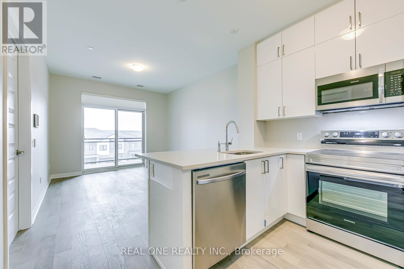 319 - 460 Gordon Krantz Avenue, Milton, Ontario  L9E 1Z2 - Photo 11 - W12487132