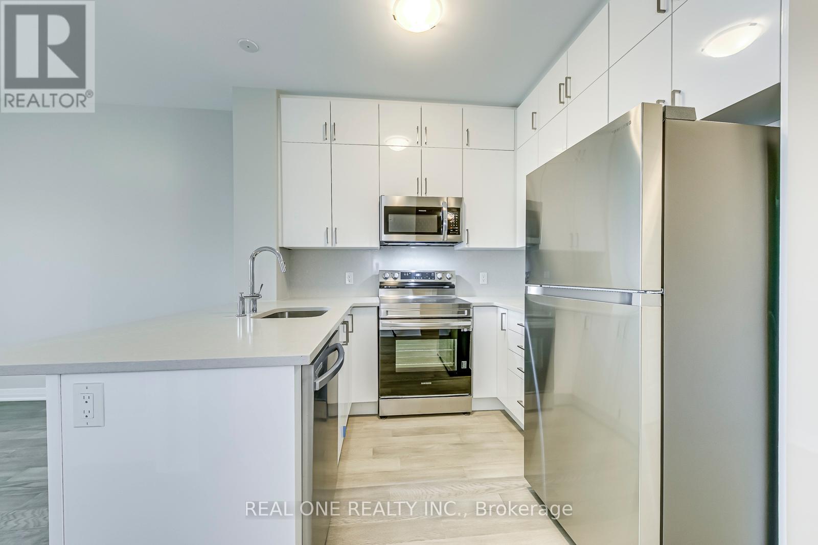 319 - 460 Gordon Krantz Avenue, Milton, Ontario  L9E 1Z2 - Photo 13 - W12487132