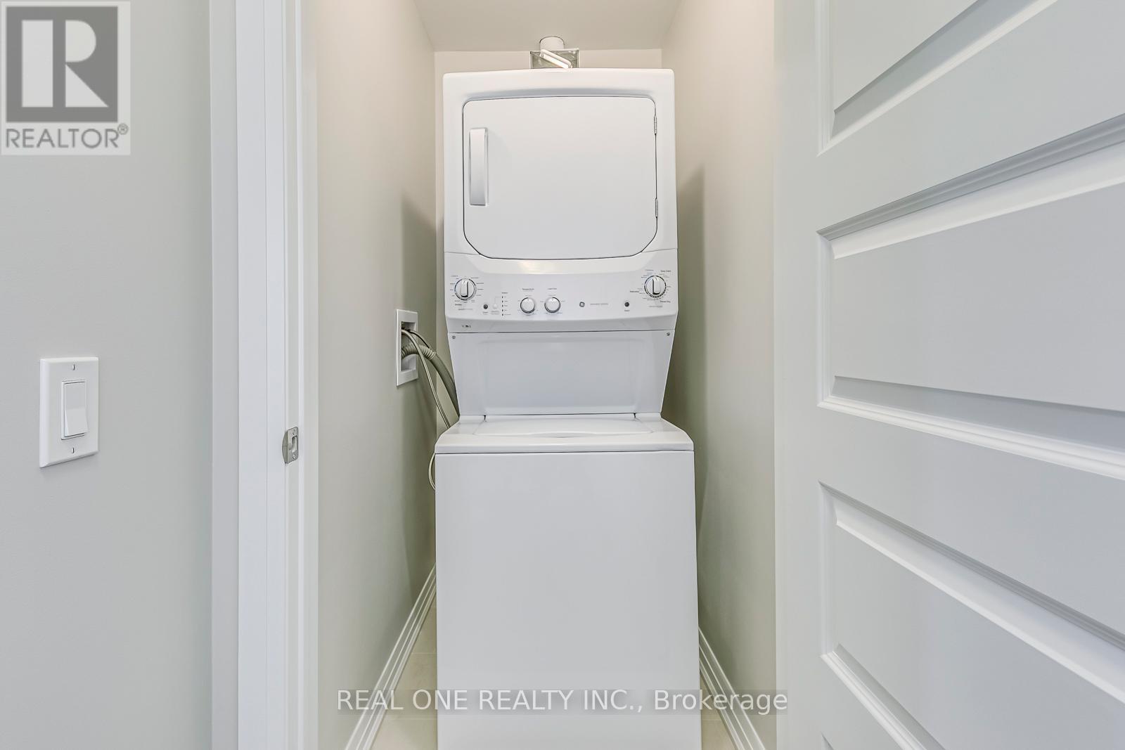 319 - 460 Gordon Krantz Avenue, Milton, Ontario  L9E 1Z2 - Photo 31 - W12487132