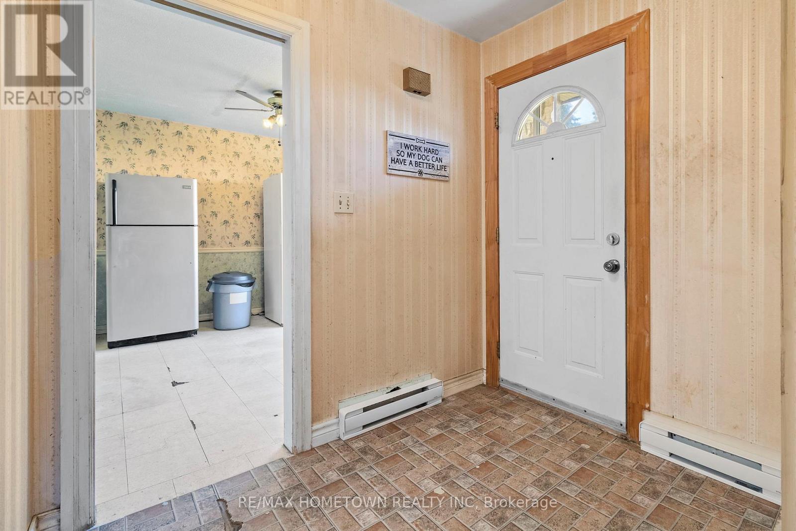 5 - 1293 Vista Drive, Brockville, Ontario  K6V 6G2 - Photo 3 - X12487186