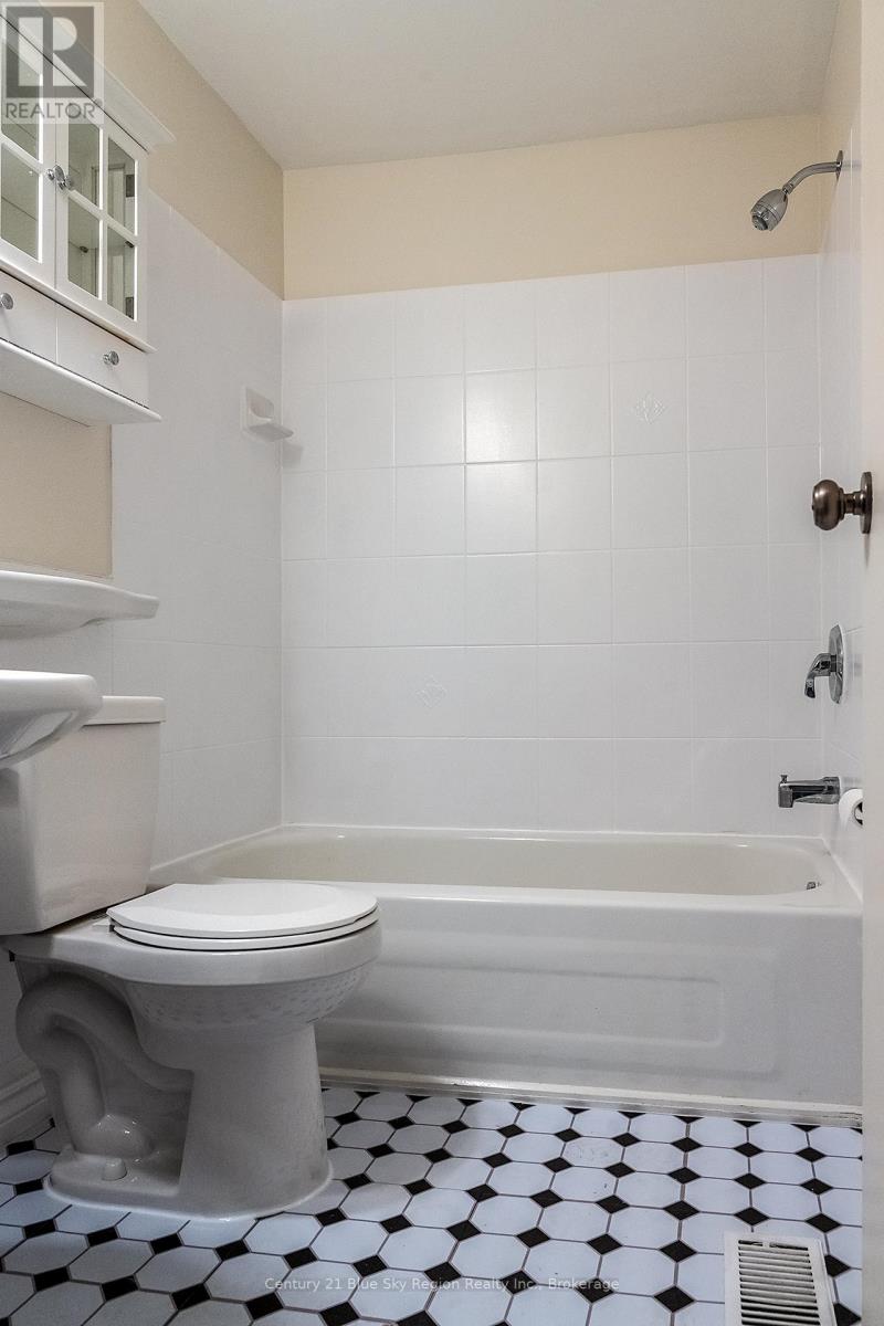 D1 - 450 Lakeshore Drive, North Bay, Ontario  P1A 2E1 - Photo 20 - X12487163