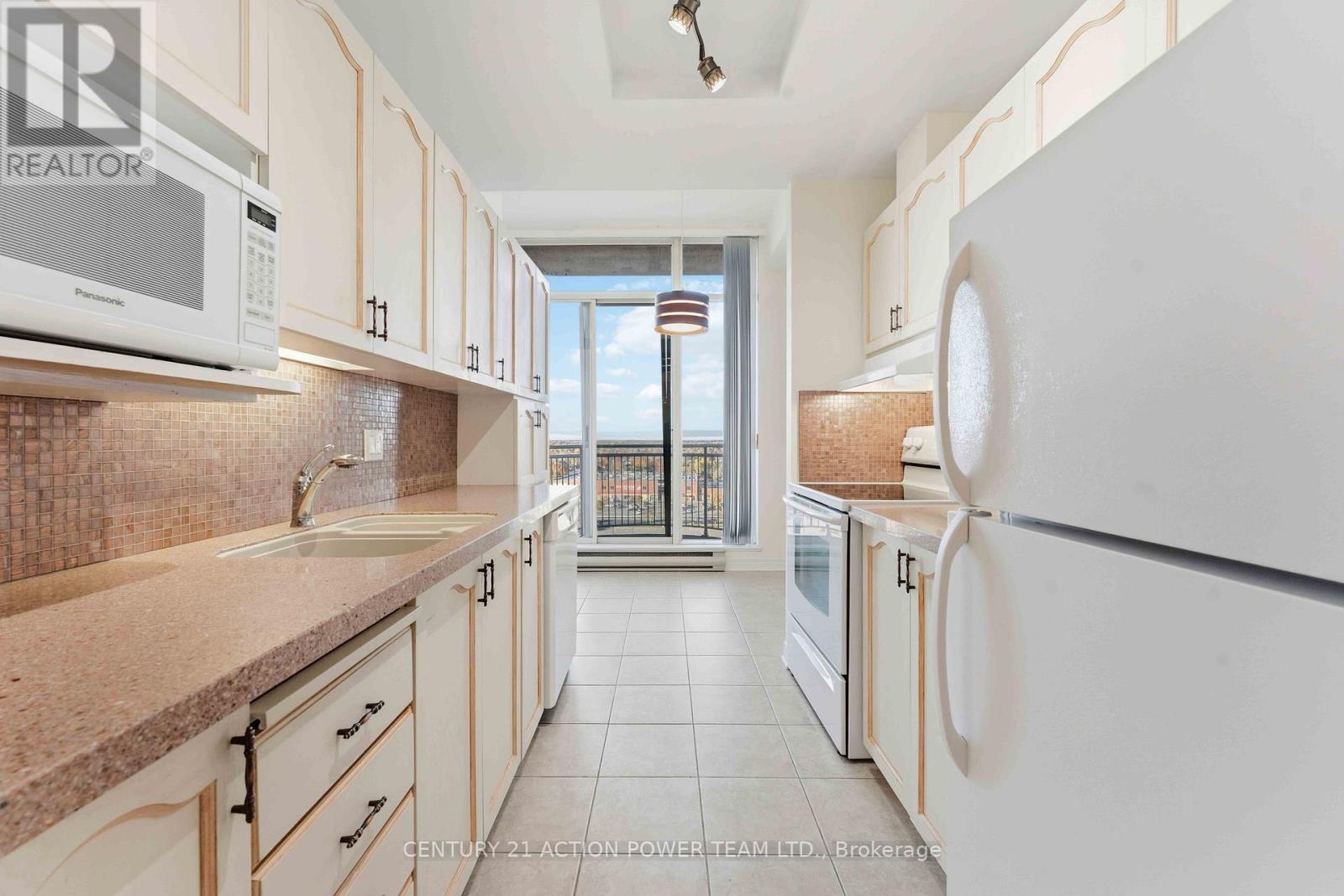 1216 - 100 Grant Carmen Drive, Ottawa, Ontario  K2E 8B8 - Photo 13 - X12485750