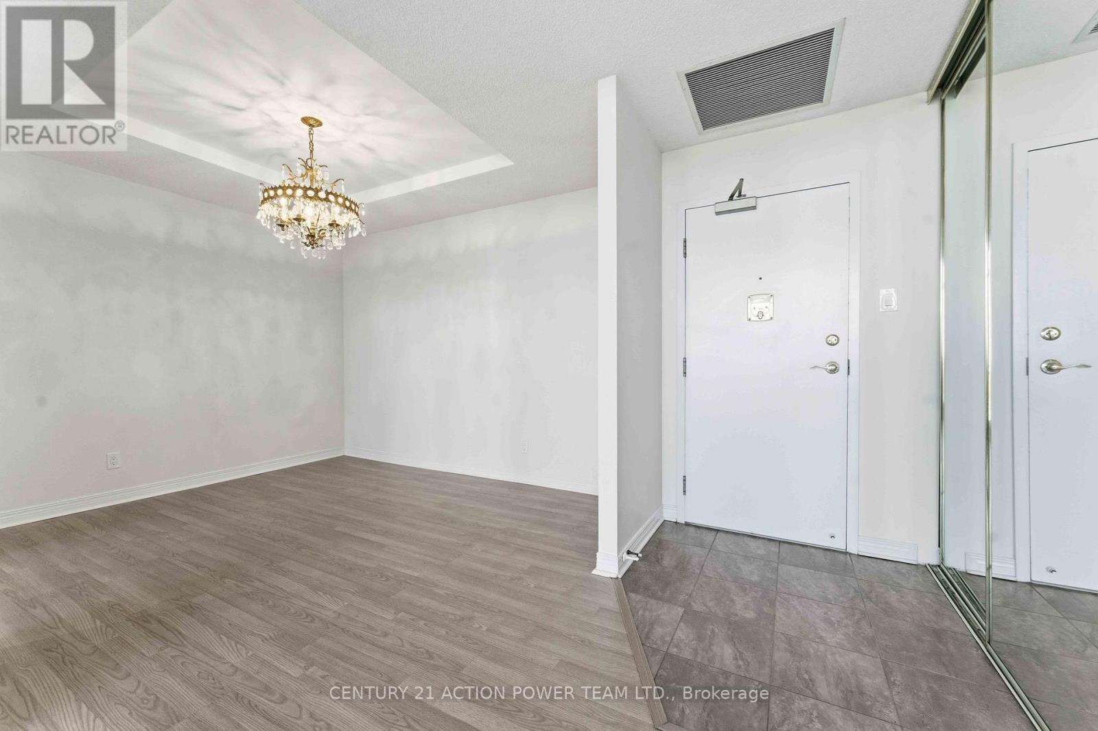 1216 - 100 Grant Carmen Drive, Ottawa, Ontario  K2E 8B8 - Photo 6 - X12485750