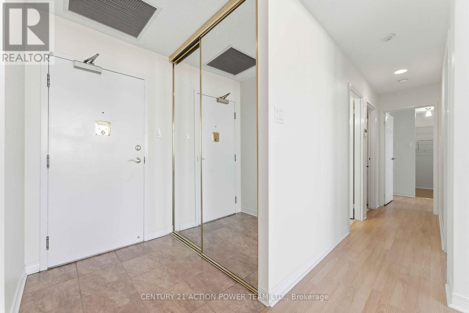 1216 - 100 Grant Carmen Drive, Ottawa, Ontario  K2E 8B8 - Photo 7 - X12485750