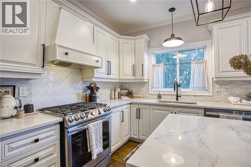 265 Montreal Circle, Stoney Creek, Ontario  L8E 0C6 - Photo 14 - 40783874