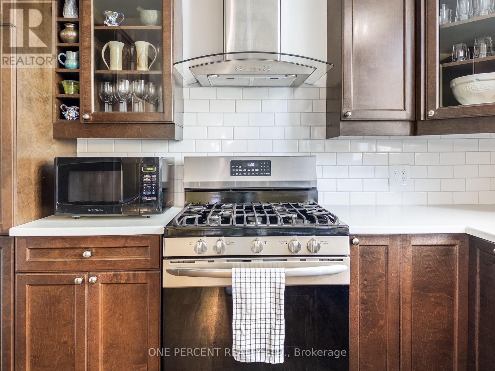 340 Bridge Street E, Belleville, Ontario  K8N 1P6 - Photo 13 - X12487127