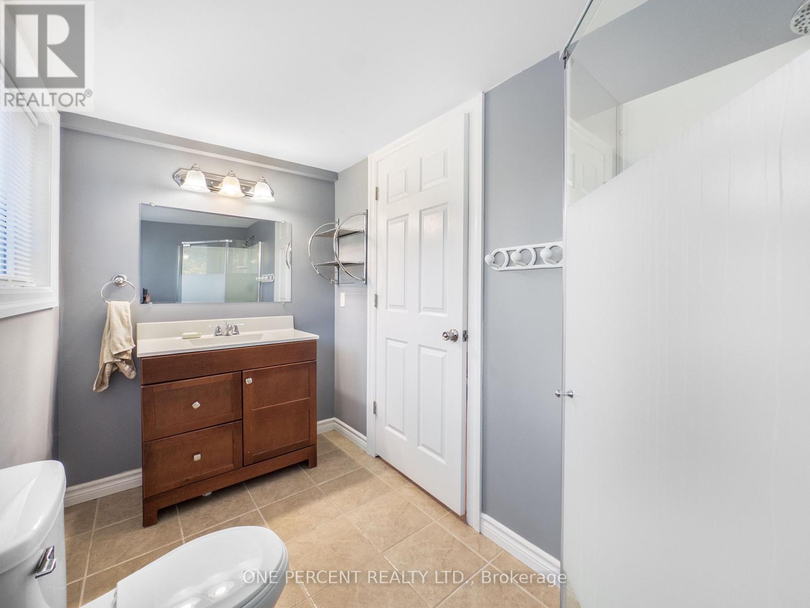 340 Bridge Street E, Belleville, Ontario  K8N 1P6 - Photo 17 - X12487127