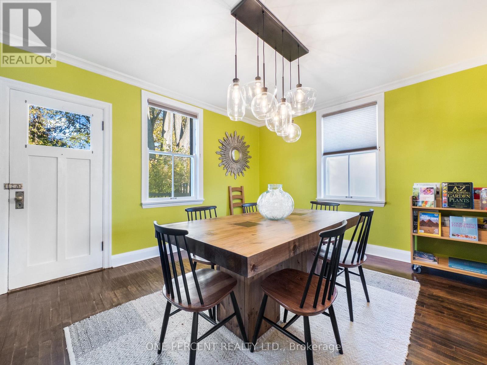 340 Bridge Street E, Belleville, Ontario  K8N 1P6 - Photo 9 - X12487127