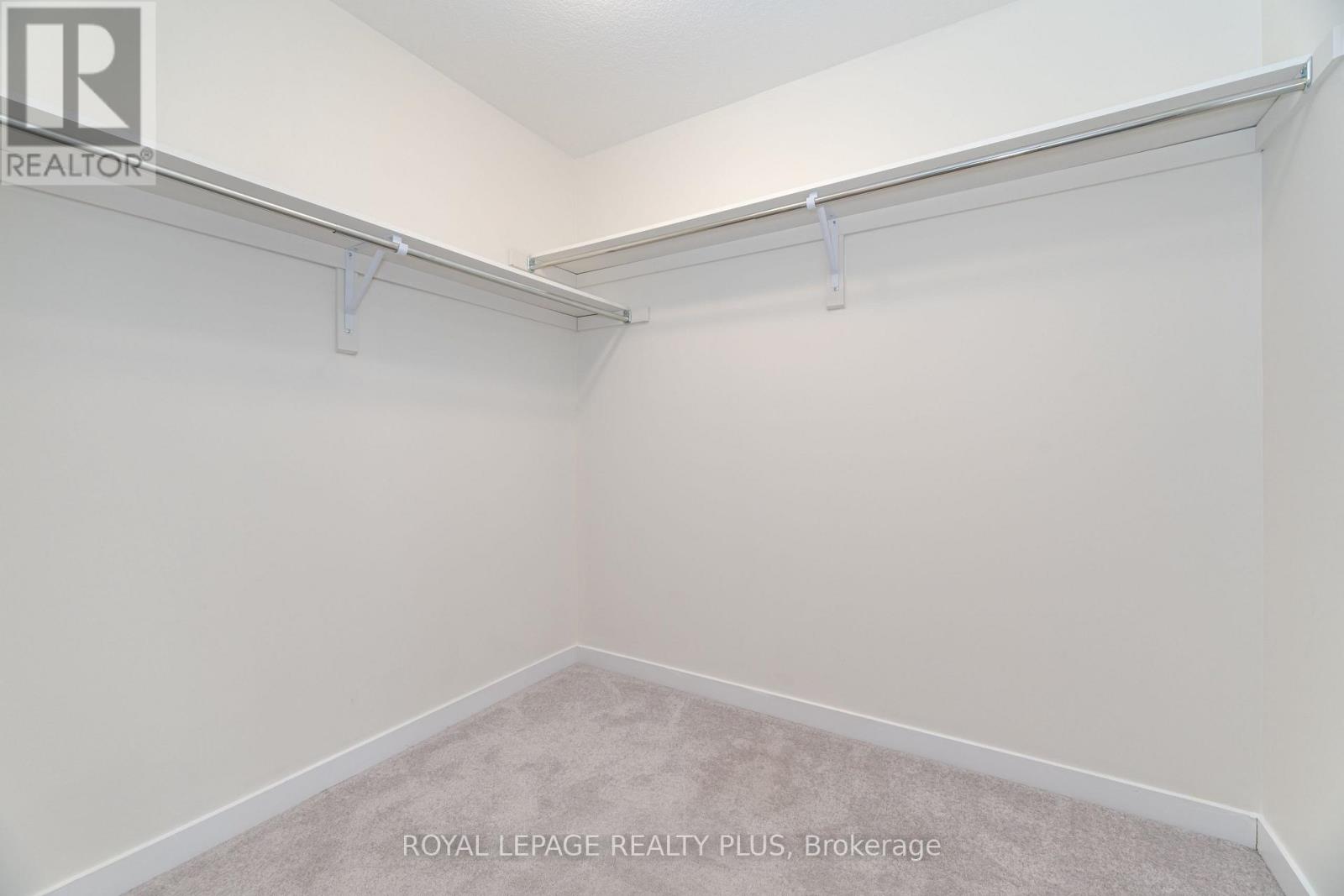 12 Pagebrook Crescent, Hamilton, Ontario  L8J 0K7 - Photo 28 - X12487143