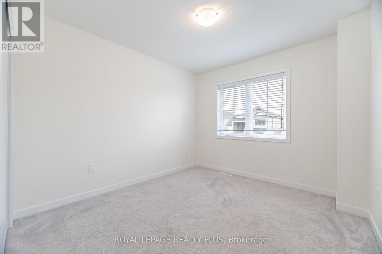 12 Pagebrook Crescent, Hamilton, Ontario  L8J 0K7 - Photo 31 - X12487143