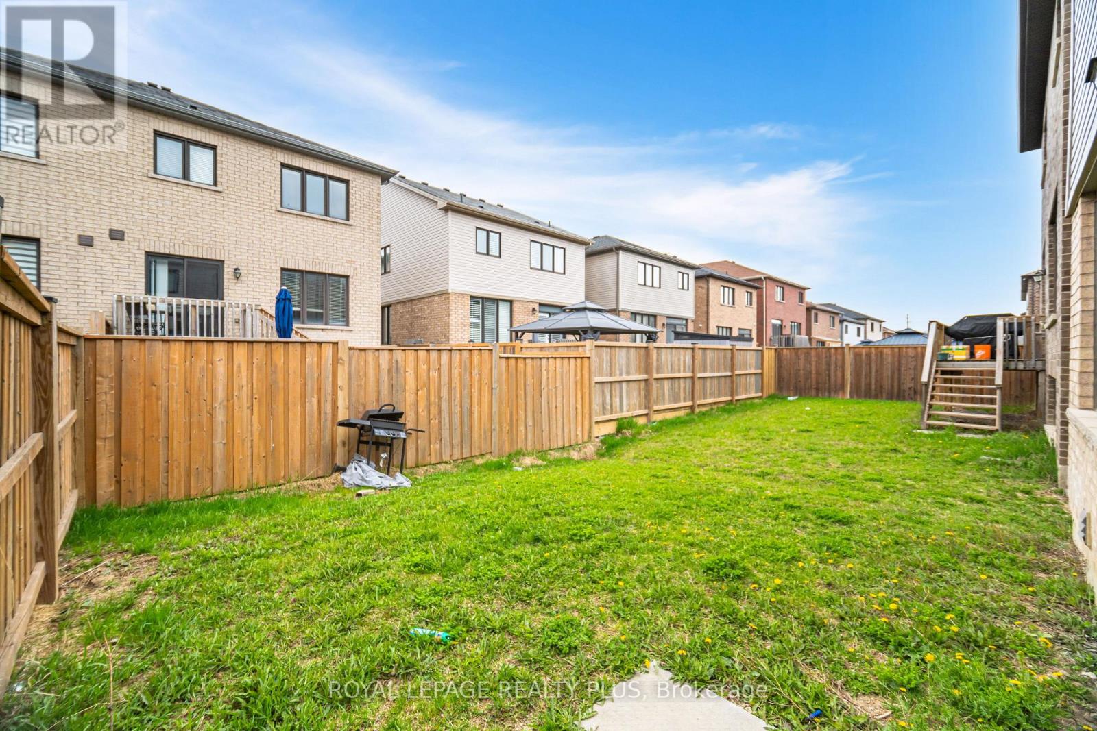 12 Pagebrook Crescent, Hamilton, Ontario  L8J 0K7 - Photo 34 - X12487143