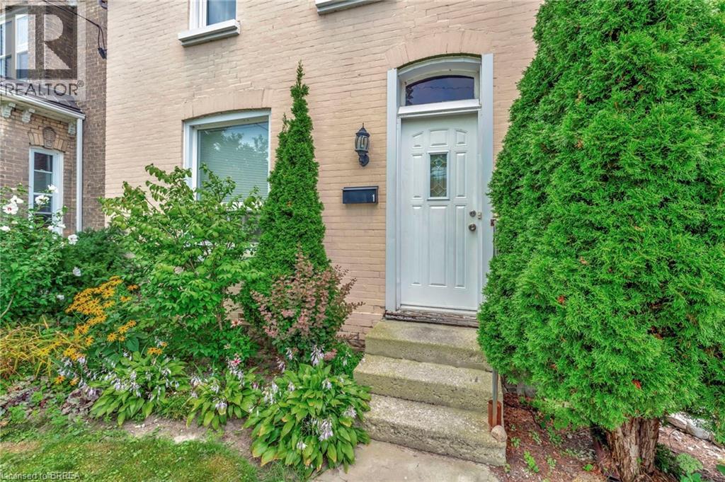 39 Port Street, Brantford, Ontario  N3S 1Y3 - Photo 2 - 40773653