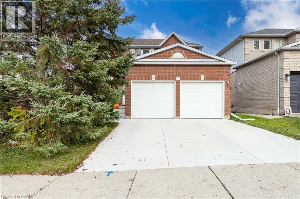 147 GENERAL Drive, Kitchener, Ontario