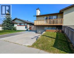 8416 Centre Street NE Beddington Heights