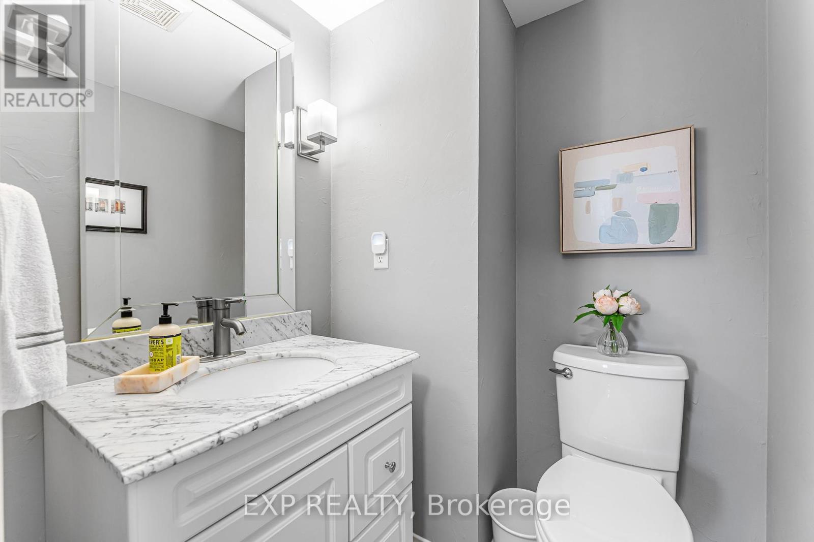 9 - 2361 Parkhaven Boulevard, Oakville, Ontario  L6H 7S7 - Photo 8 - W12317324