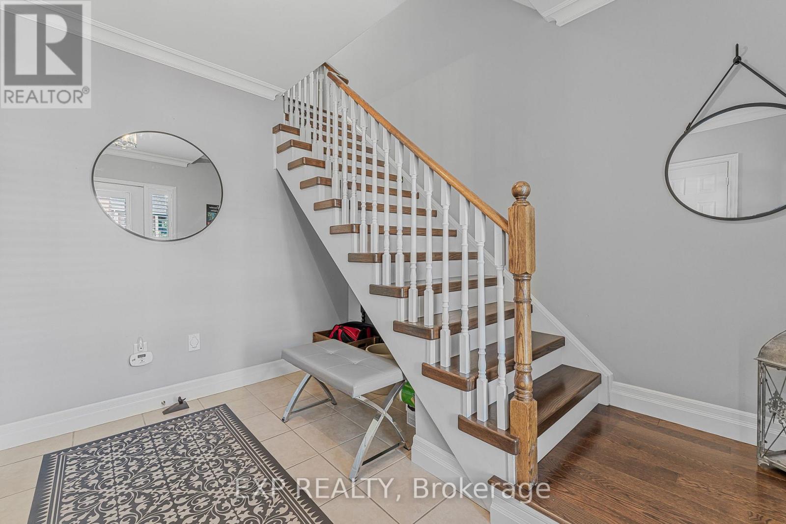 9 - 2361 Parkhaven Boulevard, Oakville, Ontario  L6H 7S7 - Photo 4 - W12317324