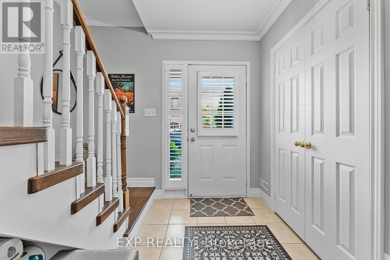 9 - 2361 Parkhaven Boulevard, Oakville, Ontario  L6H 7S7 - Photo 5 - W12317324