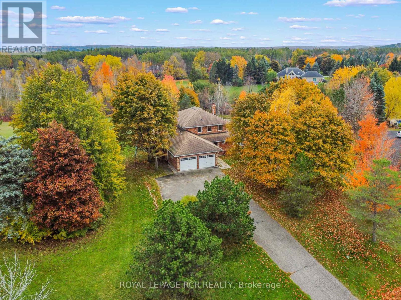 6 CEDAR RIDGE COURT, Erin, Ontario