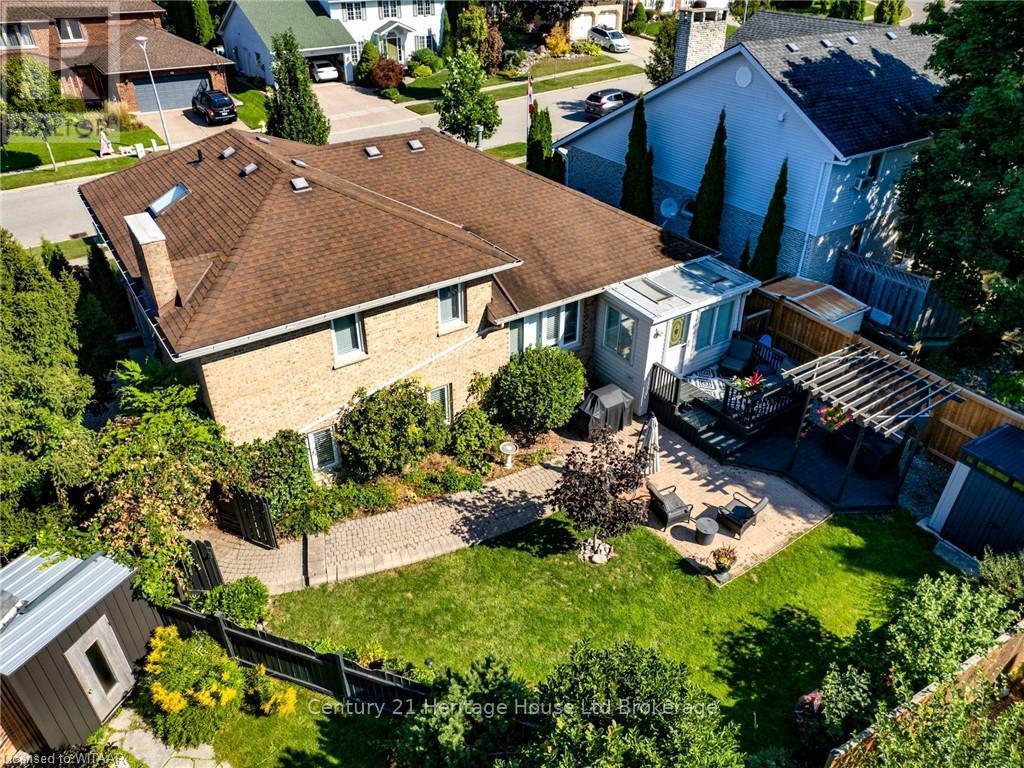 10 Blackfoot Place, Woodstock (Woodstock - North), Ontario  N4T 1E2 - Photo 32 - X12487164