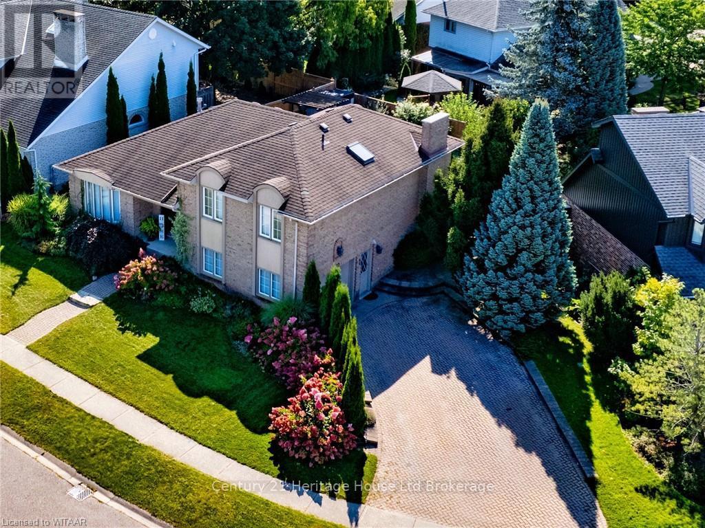 10 Blackfoot Place, Woodstock (Woodstock - North), Ontario  N4T 1E2 - Photo 37 - X12487164