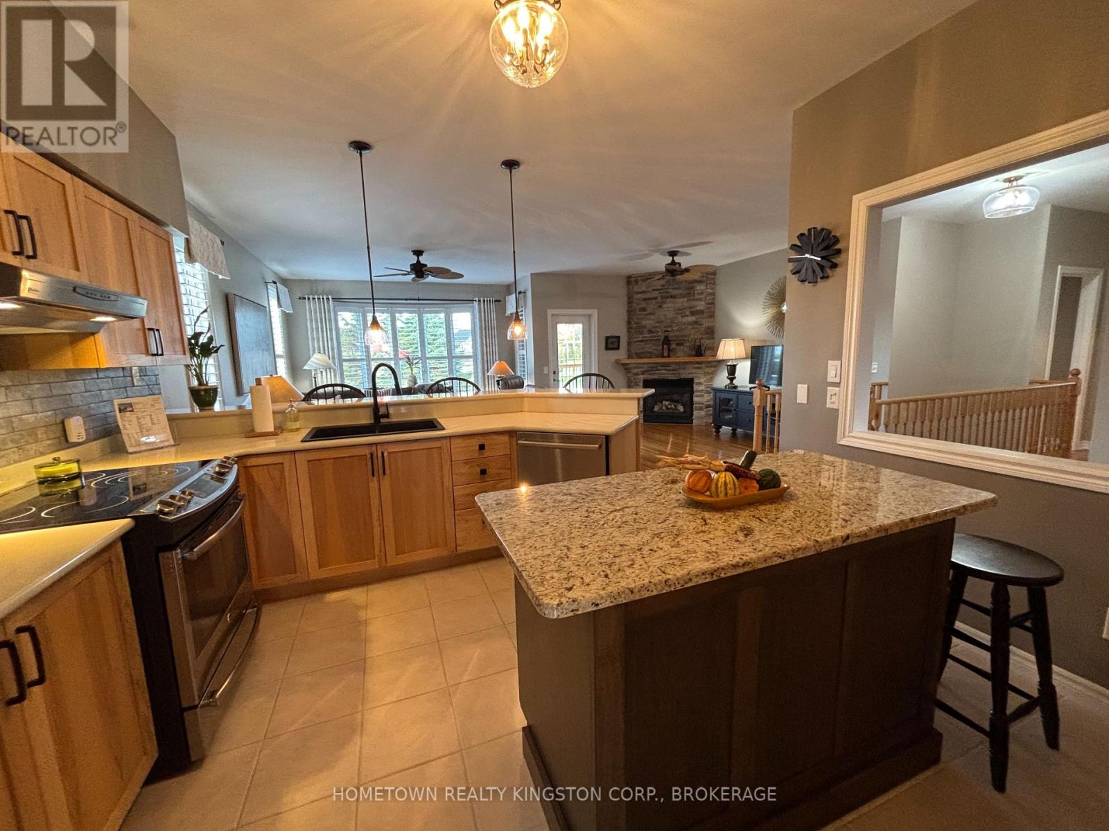 52 Glenora Drive, Loyalist, Ontario  K0H 1G0 - Photo 6 - X12473220