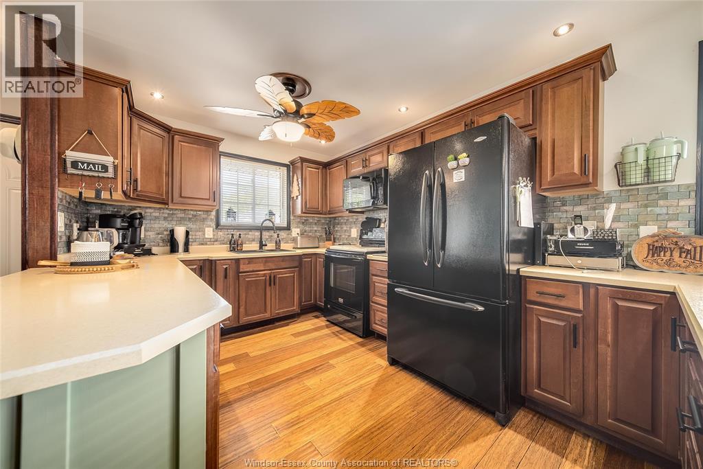 2706 Robert Road, Windsor, Ontario  N8W 5L9 - Photo 9 - 25026920