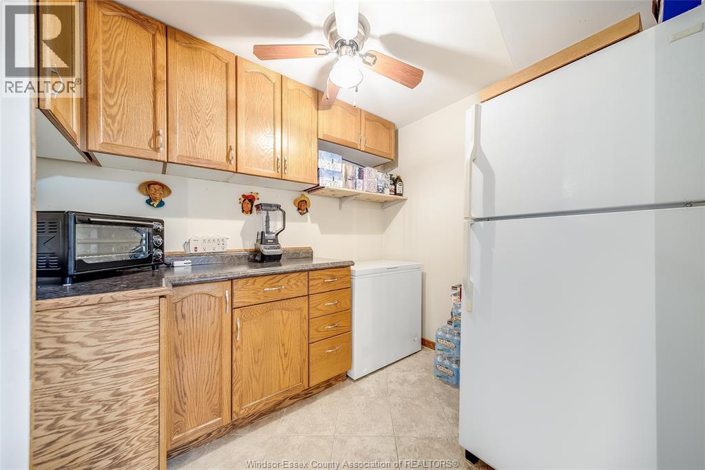 2706 Robert Road, Windsor, Ontario  N8W 5L9 - Photo 35 - 25026920