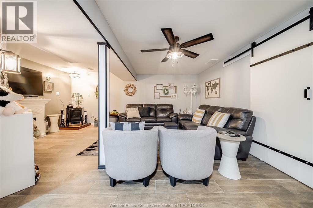 2706 Robert Road, Windsor, Ontario  N8W 5L9 - Photo 34 - 25026920