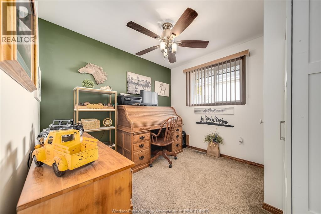 2706 Robert Road, Windsor, Ontario  N8W 5L9 - Photo 19 - 25026920