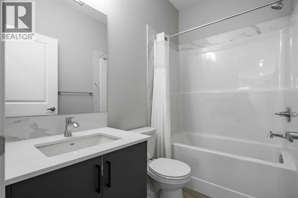 146 Magnolia Way Se, Calgary, Alberta  T3M 3M6 - Photo 16 - A2266328