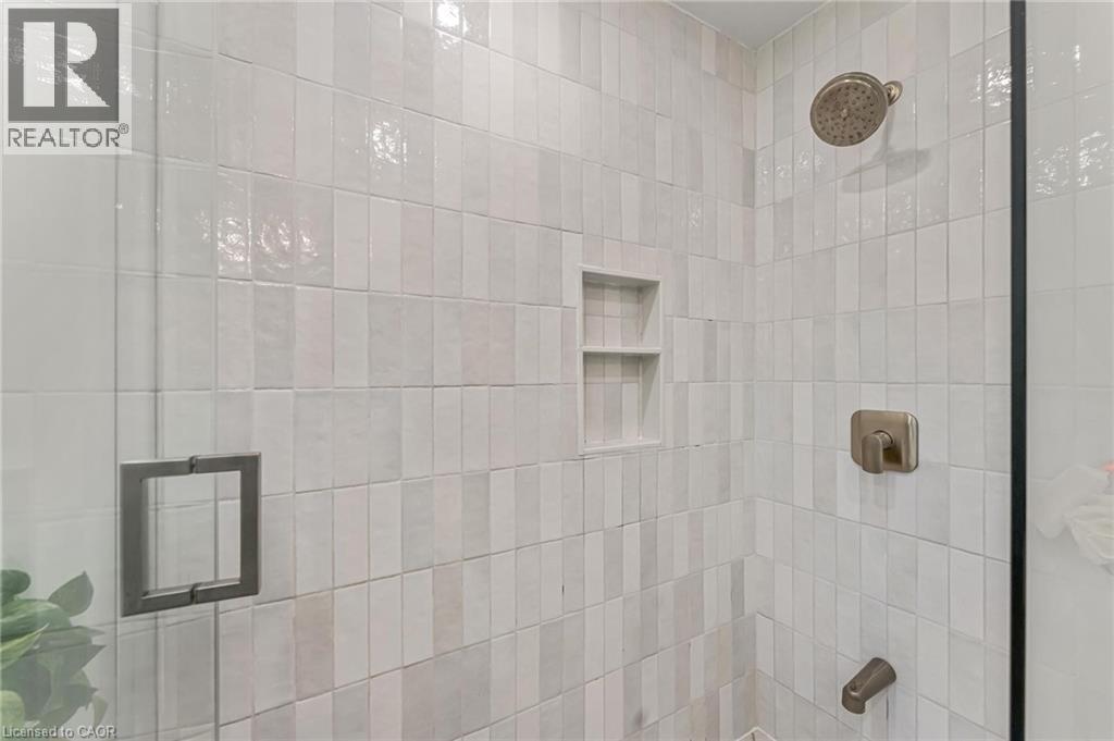 37 Burris Street, Hamilton, Ontario  L8M 2J1 - Photo 13 - 40779050