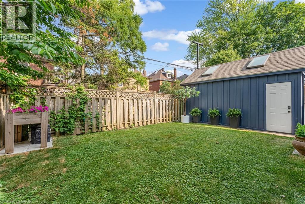 37 Burris Street, Hamilton, Ontario  L8M 2J1 - Photo 39 - 40779050