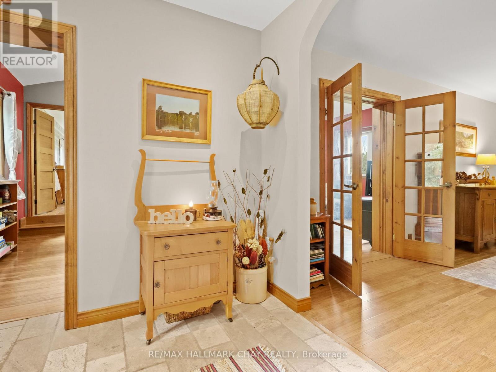 2043 Concession 5 Road, Adjala-Tosorontio, Ontario L0G 1L0 - Photo 10 - N12342210