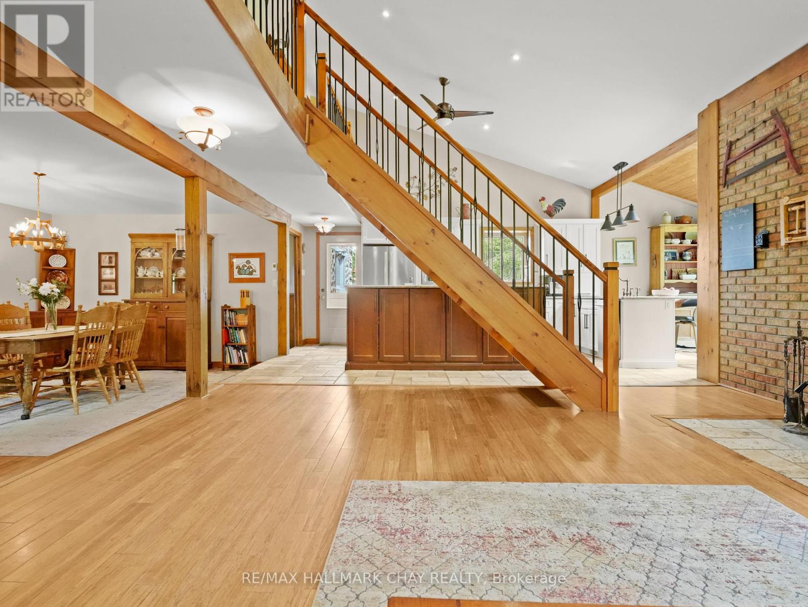 2043 Concession 5 Road, Adjala-Tosorontio, Ontario L0G 1L0 - Photo 17 - N12342210