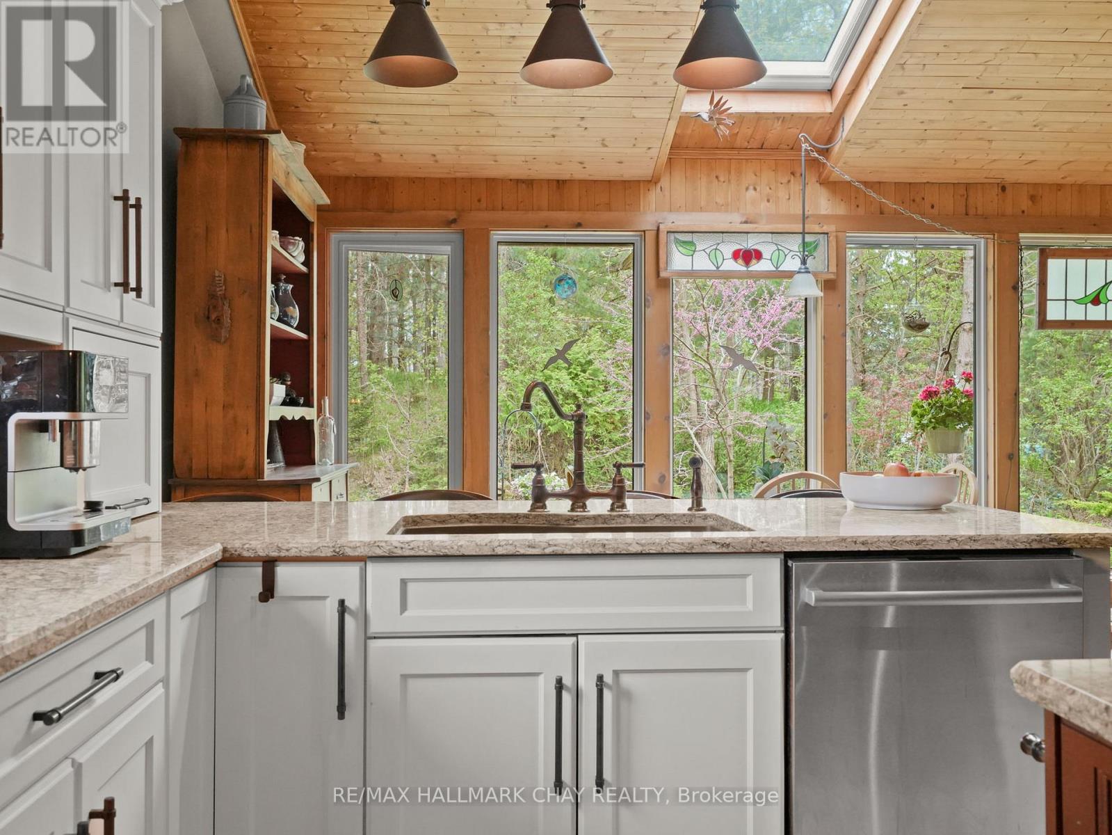 2043 Concession 5 Road, Adjala-Tosorontio, Ontario L0G 1L0 - Photo 23 - N12342210