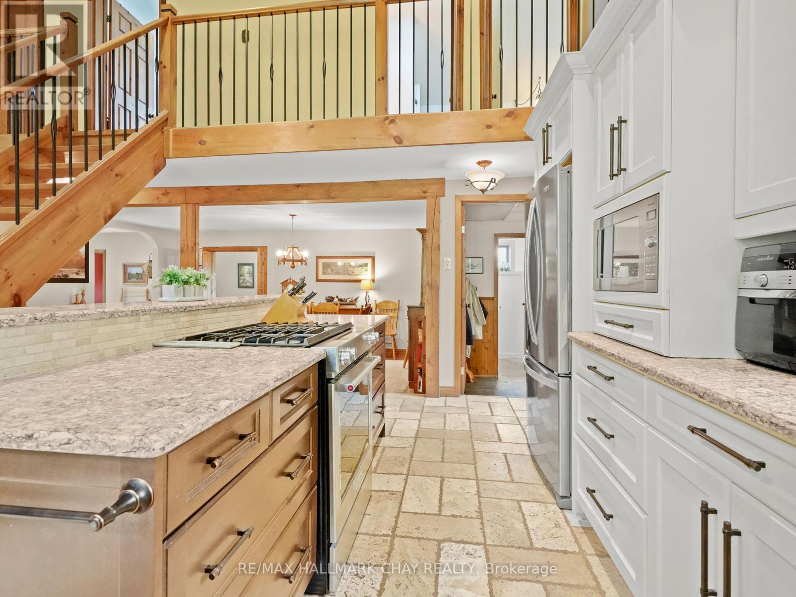 2043 Concession 5 Road, Adjala-Tosorontio, Ontario L0G 1L0 - Photo 21 - N12342210