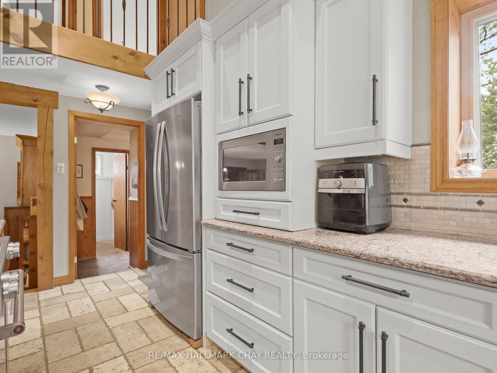 2043 Concession 5 Road, Adjala-Tosorontio, Ontario L0G 1L0 - Photo 20 - N12342210