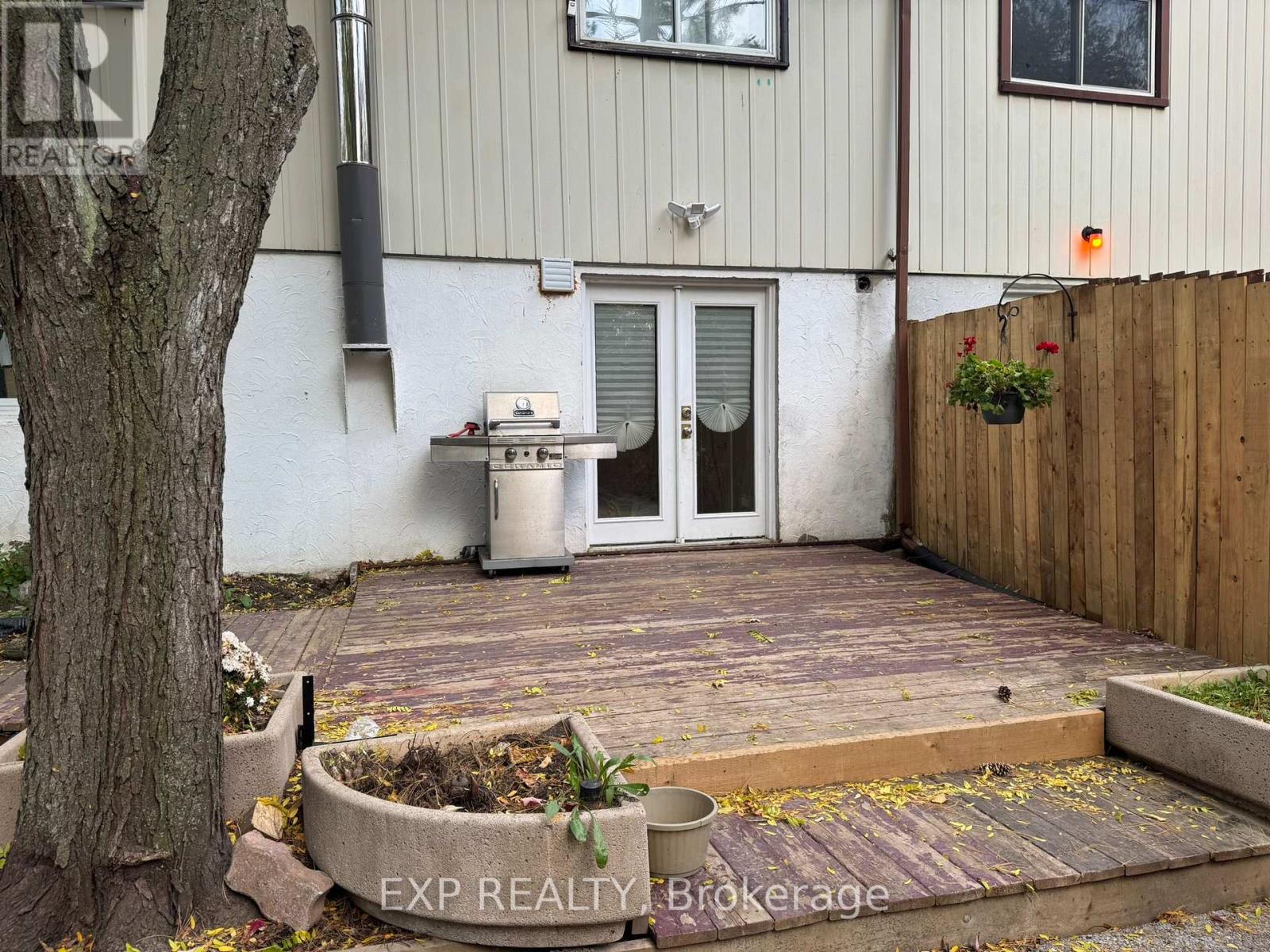 Lower Level - 87 Wellington Street E, Brampton, Ontario  L6W 1Y6 - Photo 10 - W12486038