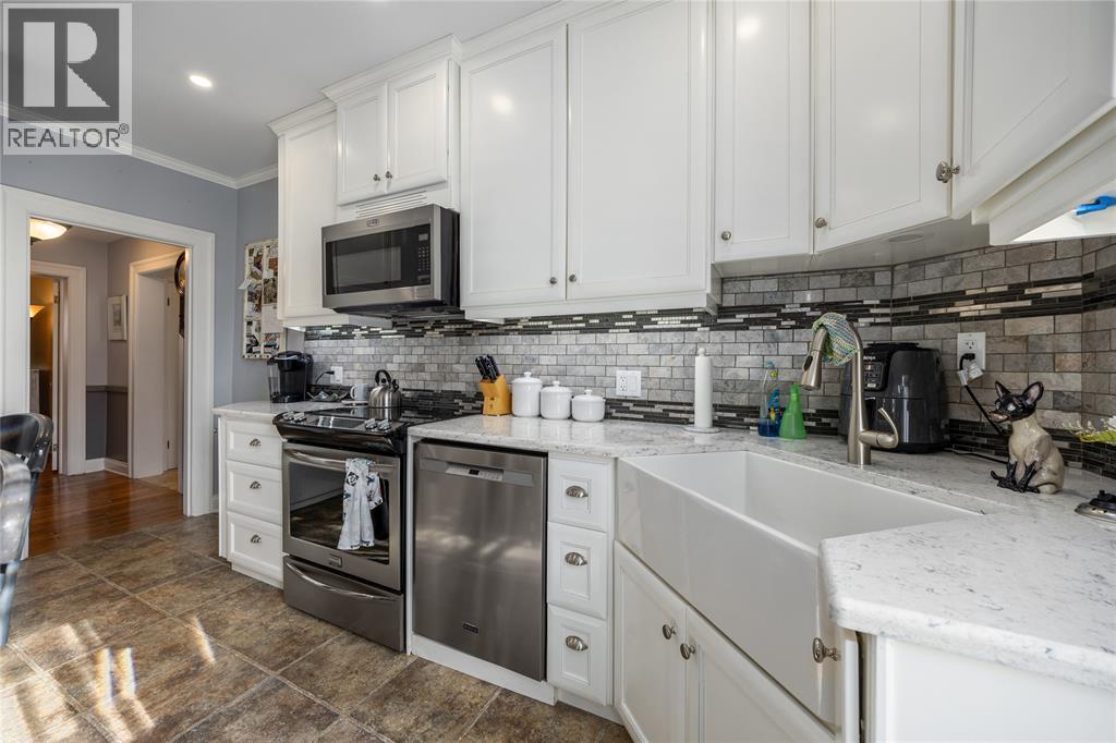 1266 St Clair Parkway, Moore Township, Ontario  N0N 1H0 - Photo 17 - 25027427