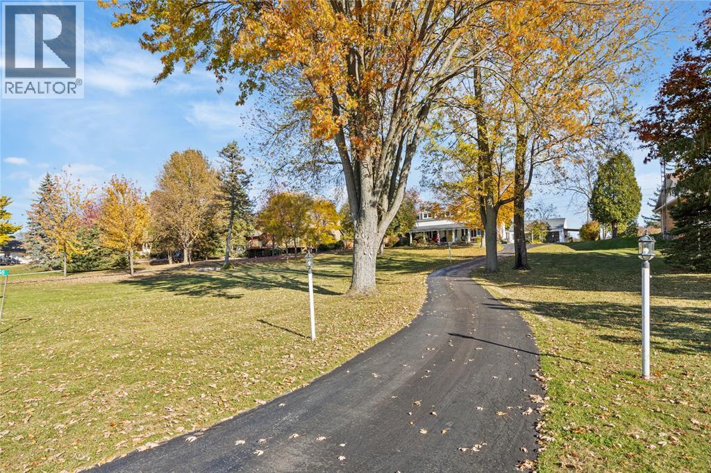 1266 St Clair Parkway, Moore Township, Ontario  N0N 1H0 - Photo 2 - 25027427