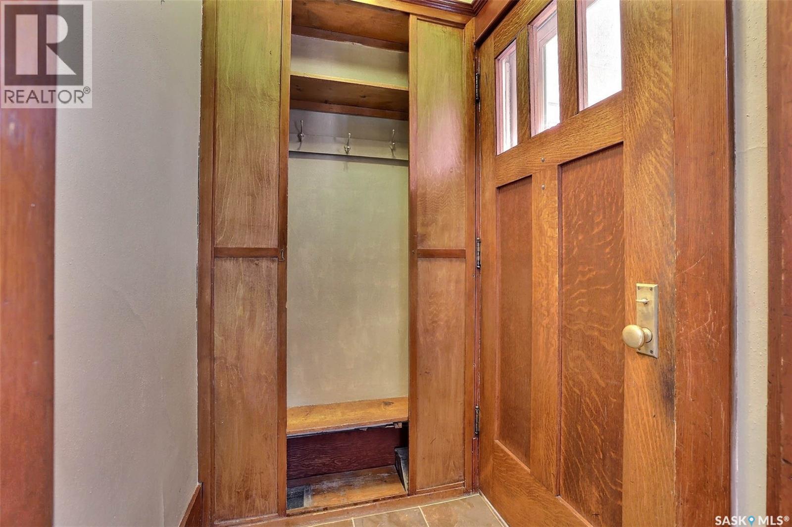 2818 Regina Avenue, Regina, Saskatchewan  S4S 0G5 - Photo 13 - SK021858