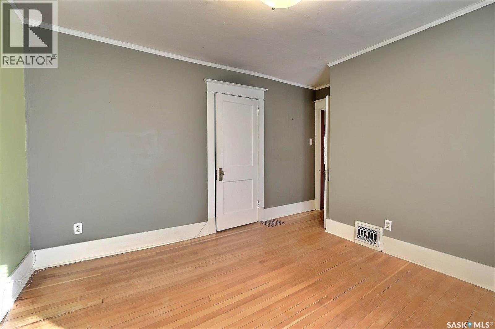 2818 Regina Avenue, Regina, Saskatchewan  S4S 0G5 - Photo 27 - SK021858