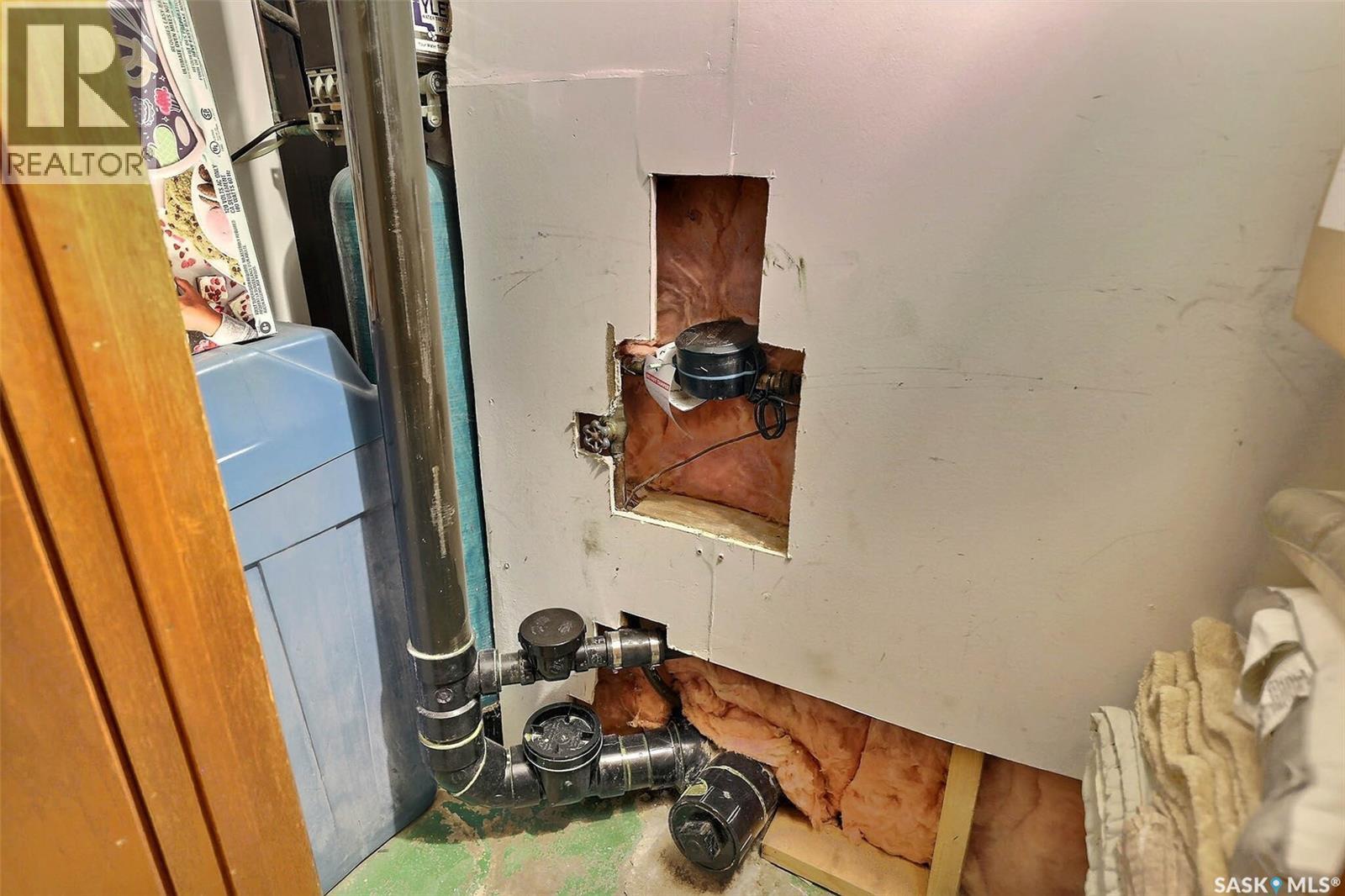 2818 Regina Avenue, Regina, Saskatchewan  S4S 0G5 - Photo 37 - SK021858