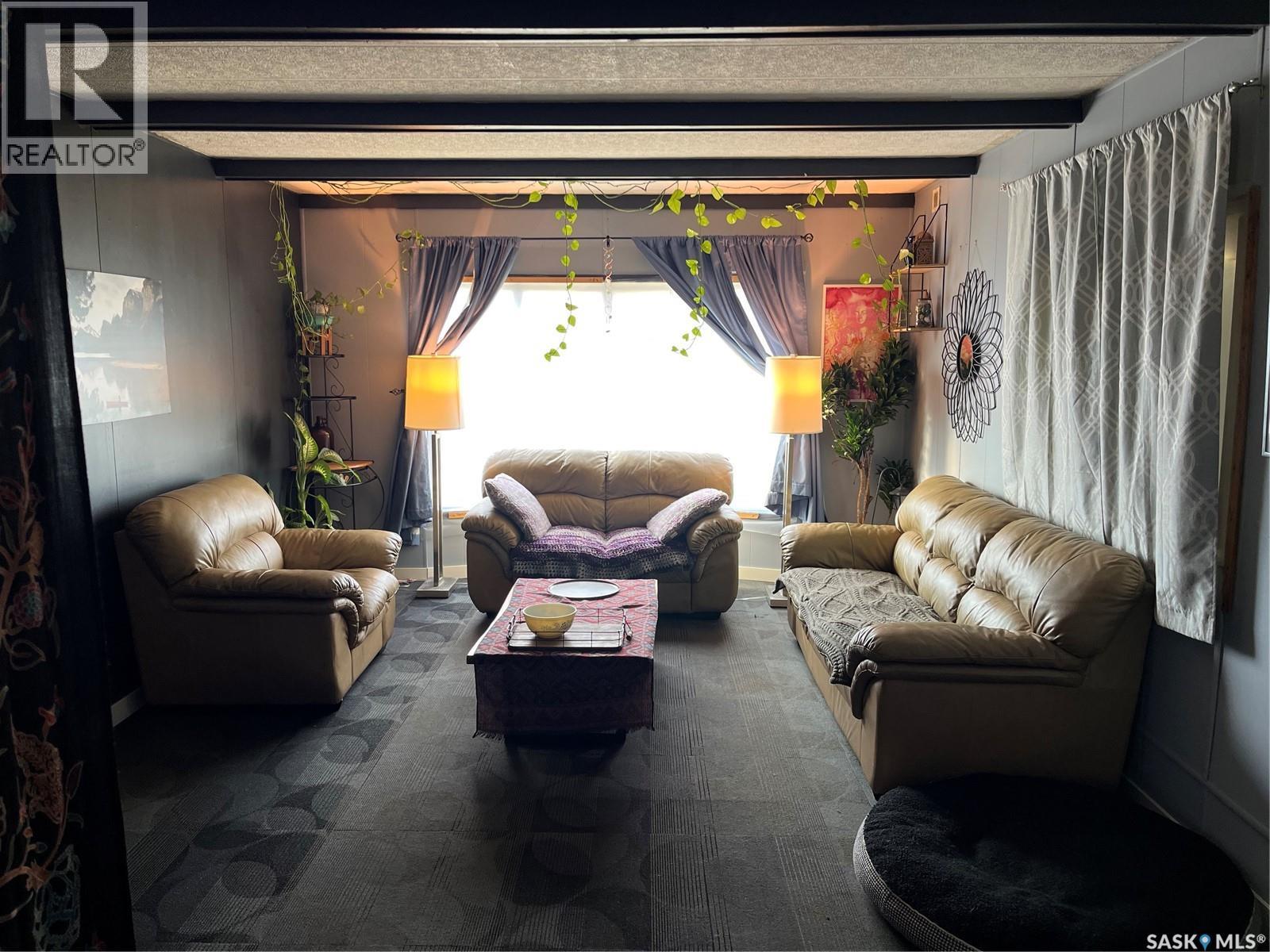 Hwy 11 Acreage, Prince Albert Rm No. 461, Saskatchewan  S6V 5S6 - Photo 11 - SK021853